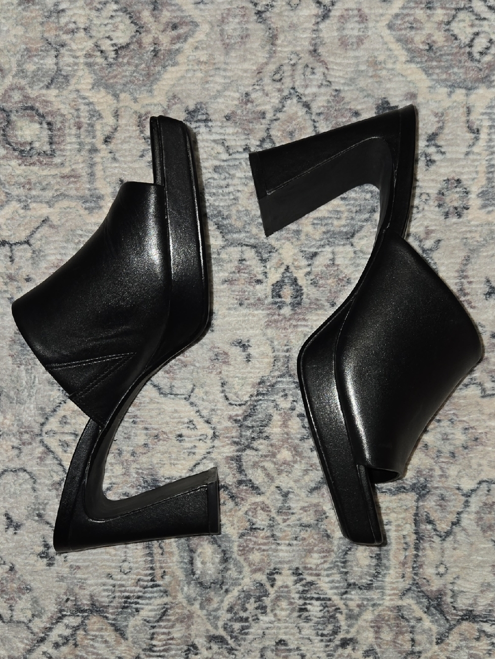 Steve Madden Black Block Heel Mule Sandals